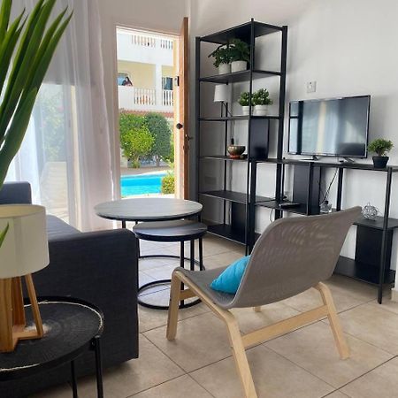 Beautiful One Bed Apartment In Paphos Buitenkant foto