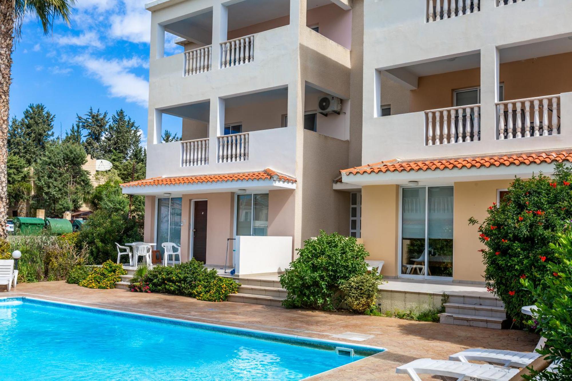 Beautiful One Bed Apartment In Paphos Buitenkant foto
