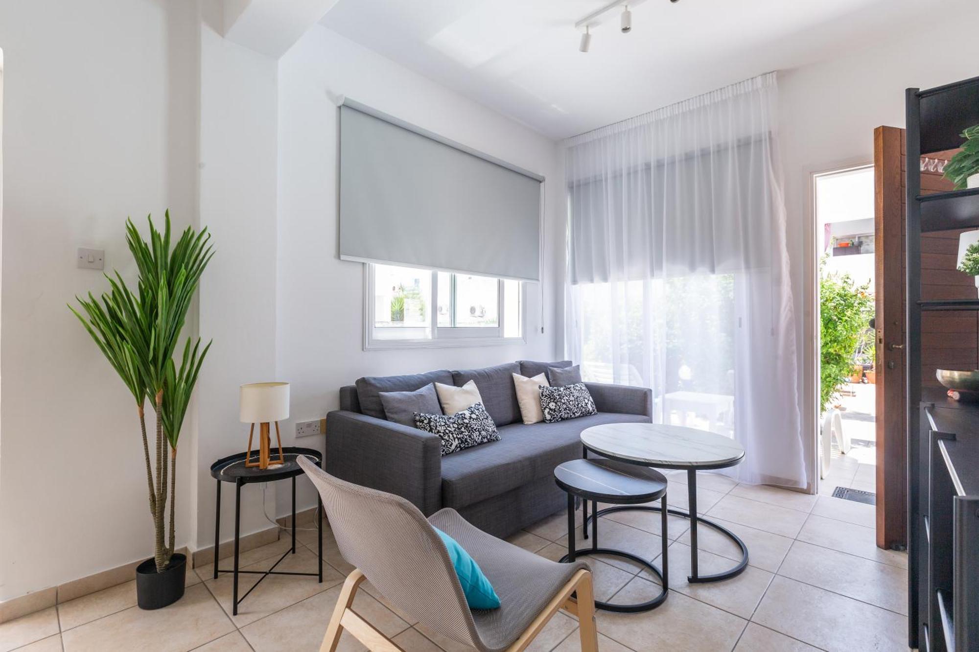 Beautiful One Bed Apartment In Paphos Buitenkant foto