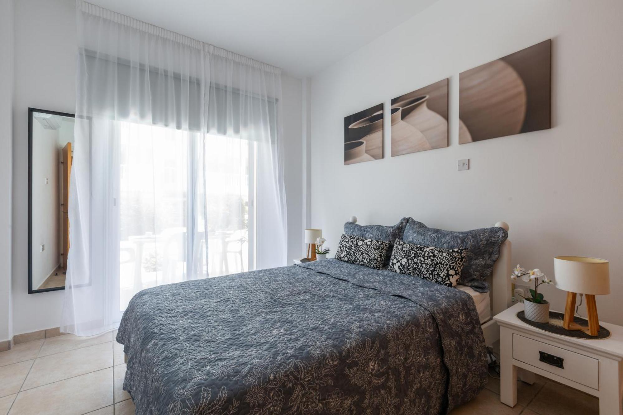 Beautiful One Bed Apartment In Paphos Buitenkant foto
