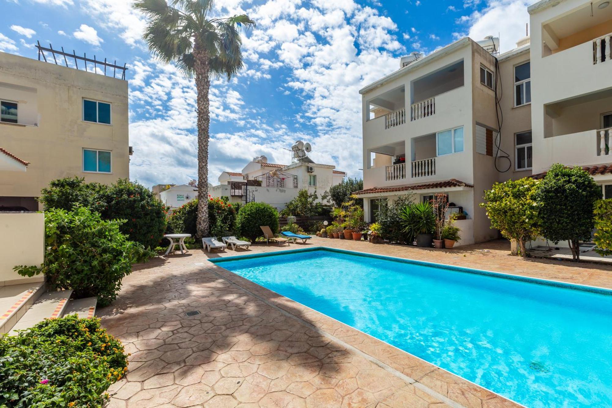 Beautiful One Bed Apartment In Paphos Buitenkant foto